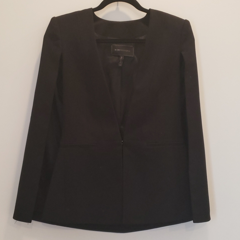 BCBG Upas Cape Jacket - Picture 6 of 7